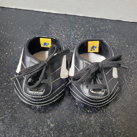 Build A Bear Cleats - Picture 1 of 3